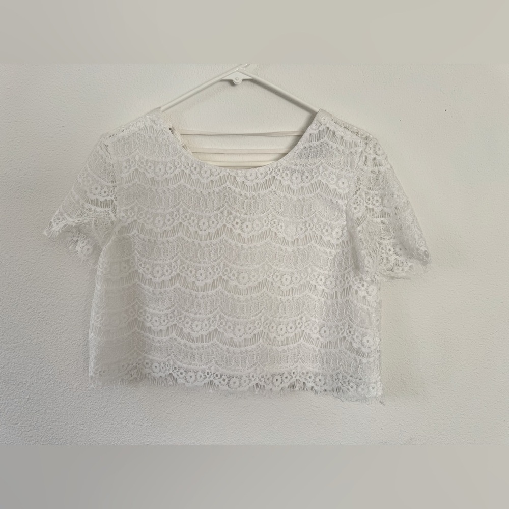 HYFVE Lace Crop Top Sz. S